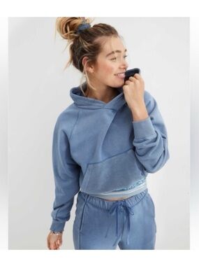 Aerie Luxe Inside Out Cropped Hoodie
